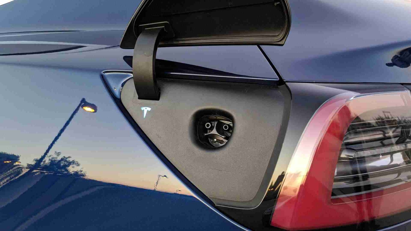 Tell Your Boss It’s Time For EV Charging Stations At Work
