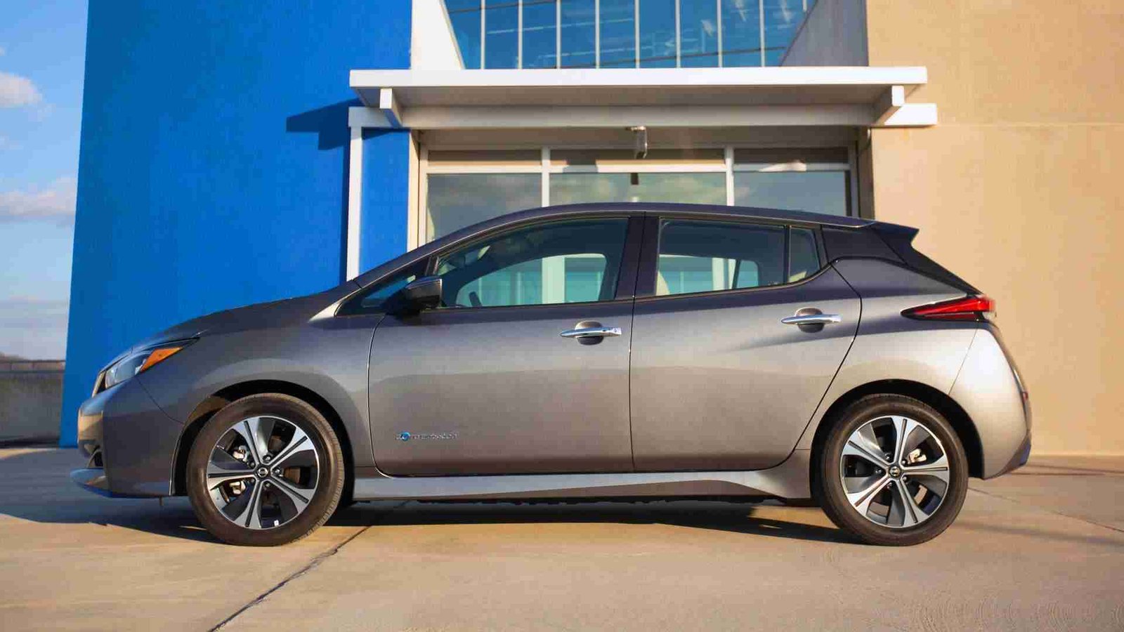 Get Behind The Wheel Of The 2022 Nissan Leaf For Only $89 A Month