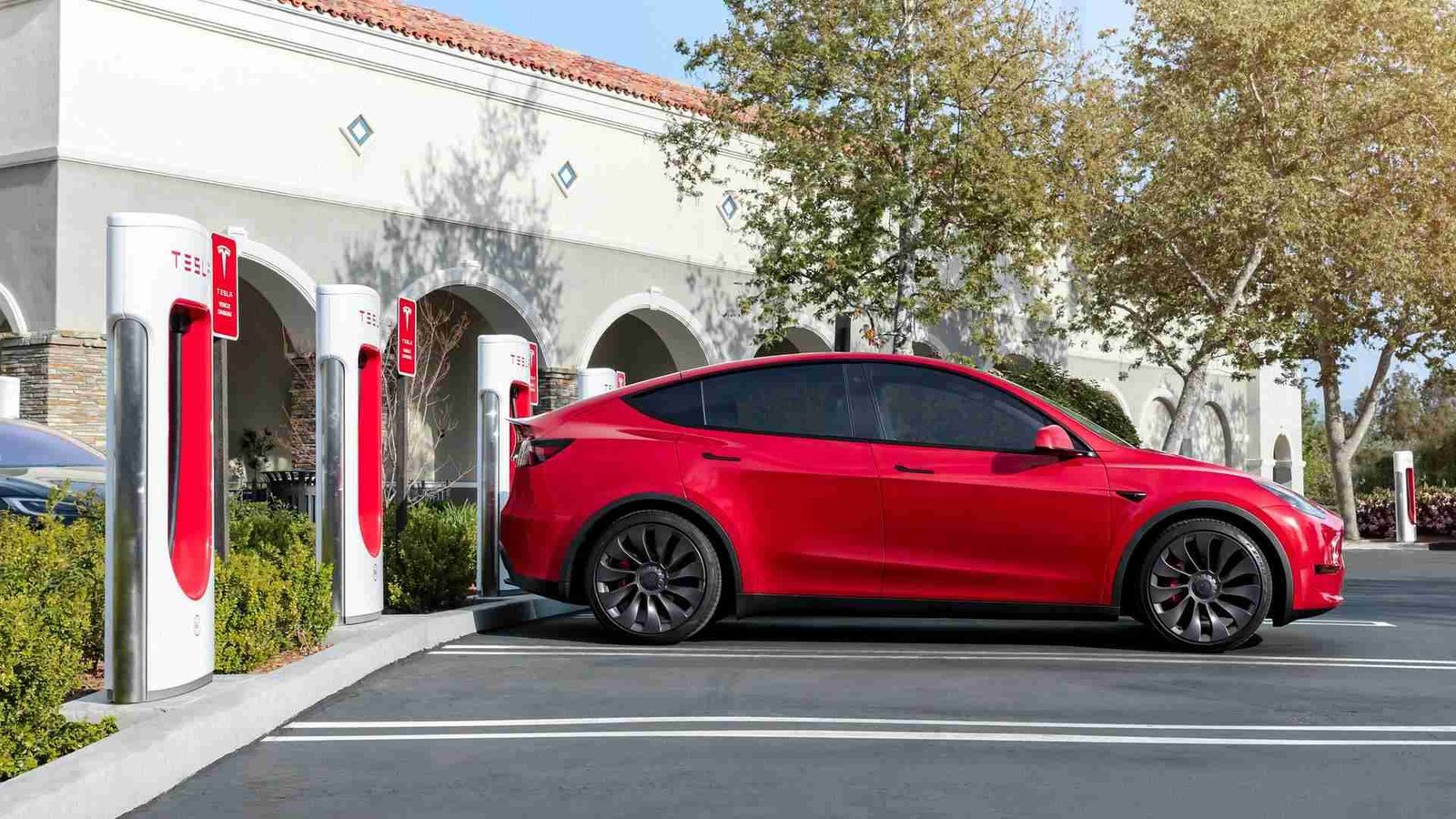 Tesla Is Planning A Much Longer Range Model Y Crossover