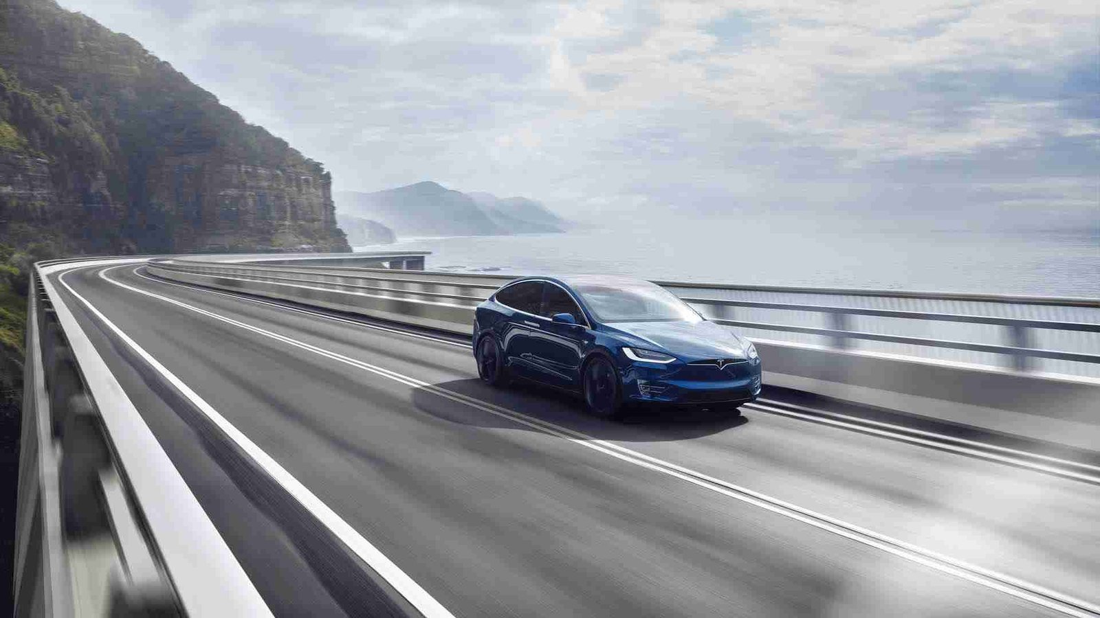 Biden targets 50% EVs by 2030, as US automakers “aspire” to a lesser goal