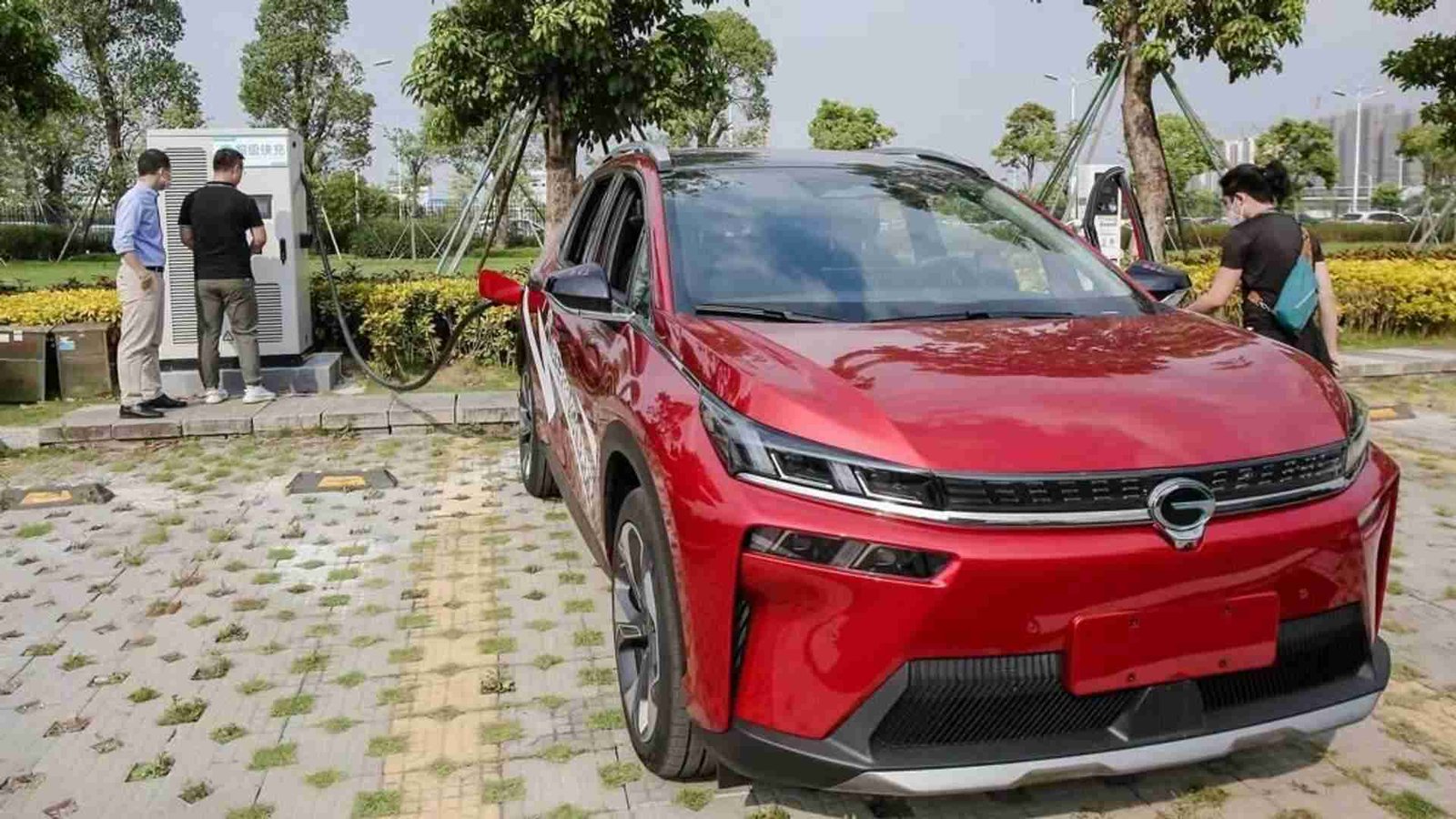 GAC Aion V Can Charge 0-80% In 8 Minutes At Almost 500 kW