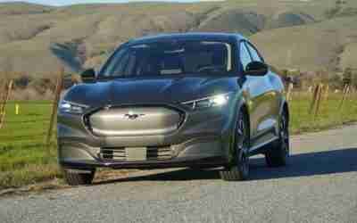 Ford To Boost 2022 Mustang Mach-E’s Driving Range Beyond 305 Miles