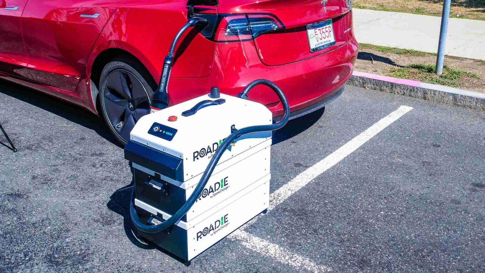 Check Out The ‘Uber Eats’ Of Electric Car Charging