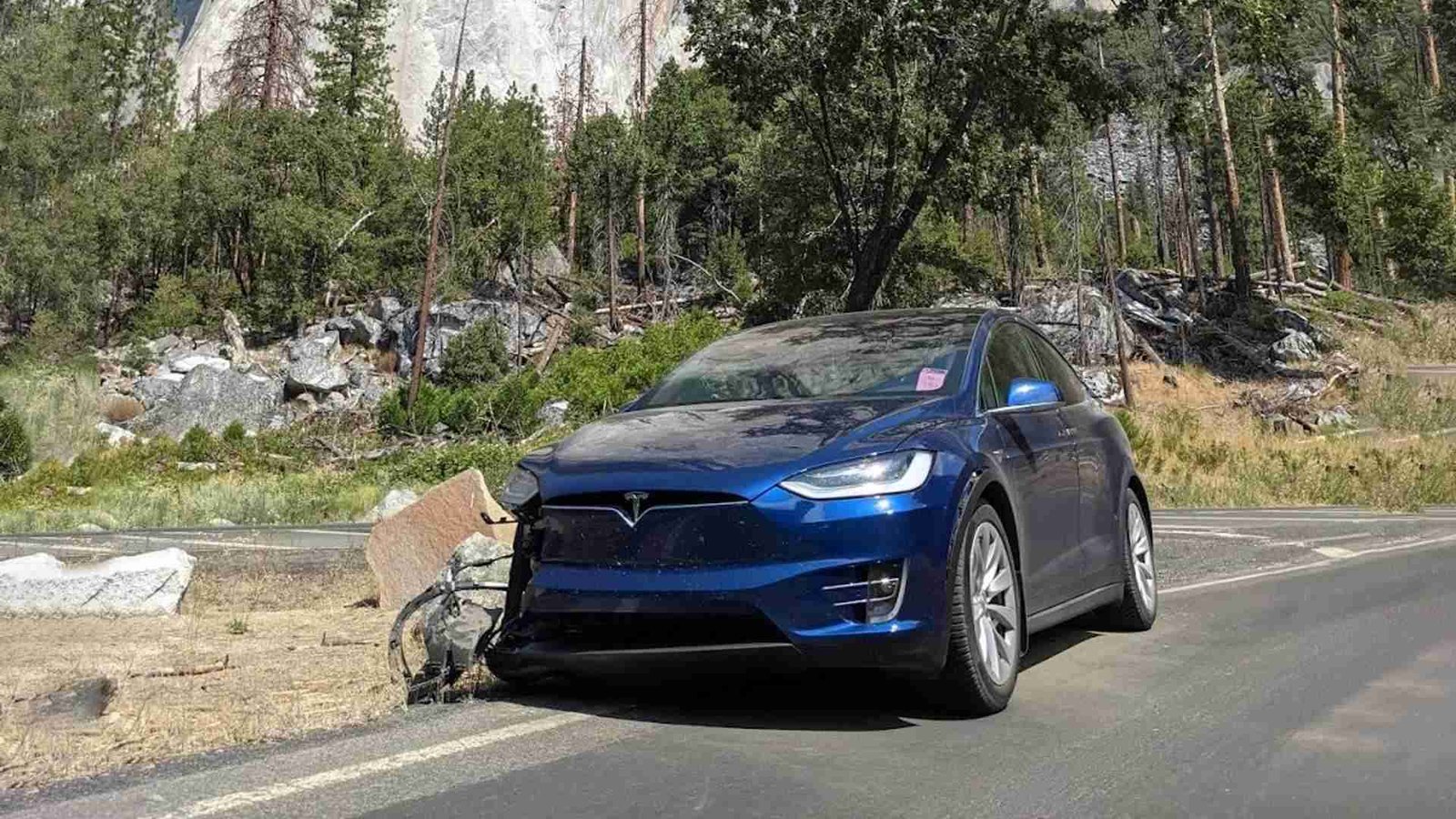 This Road In Yosemite Is Causing Teslas On Autopilot To Crash