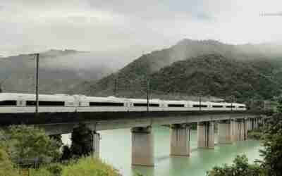 Bullet train running like you've never seen it before