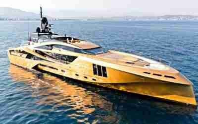 TOP 10 Luxurious Yachts in the World.