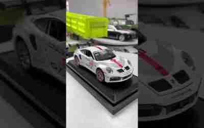 Ring brother car model toy to the new 911! Come to the live broadcast room at 8 o'clock #shorts