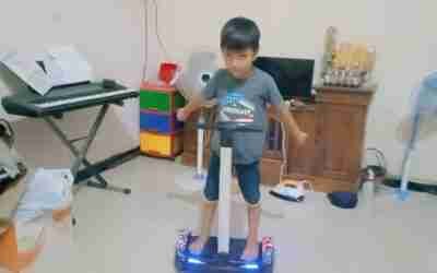 main Hoverboard bareng Abrar