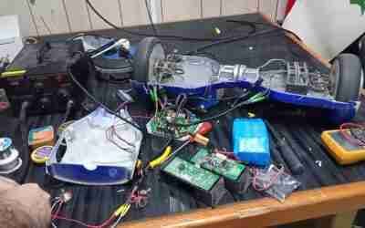 Hoverboard firmware hack in Science Camp using ST-Link v2 method from A-Tech channel