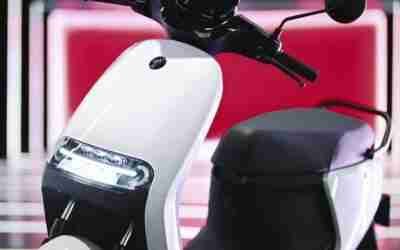 Segway Ninebot eScooter E100 – First Look w/ Self Driving Mode