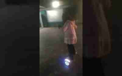 eu andando de hoverboard