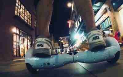 Hoverboard Riding – Enjoy the Night Scene on Hoverboard
