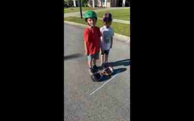 Brayden and Kayden. Double Hoverboard ride!