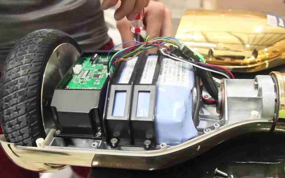 Removing and installing battery for Hoverboard/Hovertrax