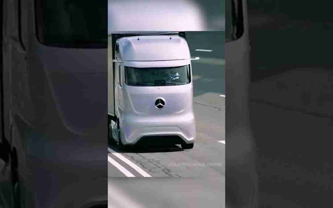 52 Mercedes Benz truck of the future ? #truck #futuristic #fyp #carsoftiktok #technologies