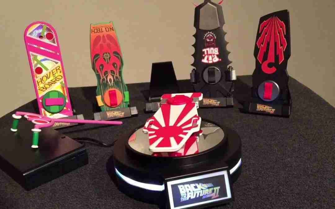 Back to the Future II 1/6 Scale Magnetic Floating Hoverboard Set of 5