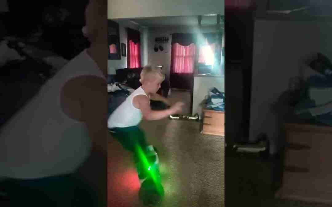 #hoverboard #hoverboarding #tricks #littlebro