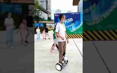#hoverboard#walking #chengdu#china#technology #best/hoverboard chengdu xitoyda yurish texnologiyasi