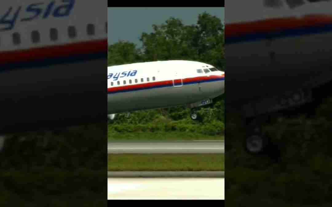 Jedag Jedug Malaysia Airlines B737