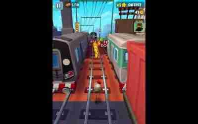 Playing Subway Sufers with no jumping and hoverboards be like.