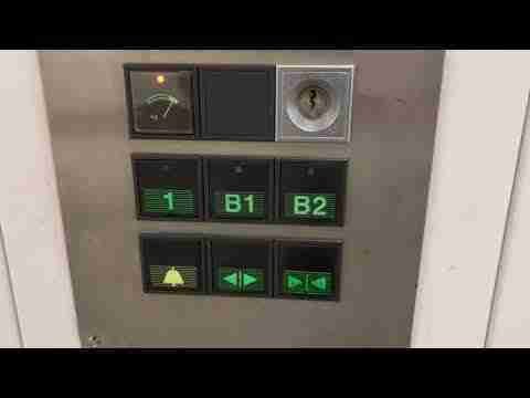 ULTRA RARE THYSSEN Car Lift with Green Buttons!