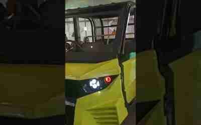 very futuristic shaped rikshaw presented at Pakistan auto show 2022