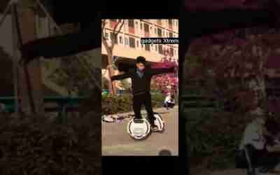 one wheel amazing hoverboard #gadgets #newtech #hoverskirt #trendingsong #shorts #trending #reels