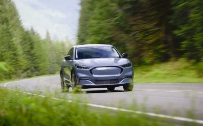 Ford Mach-E GT review, VW ID.4 recall, wireless EV charging for fleets: Today’s Car News