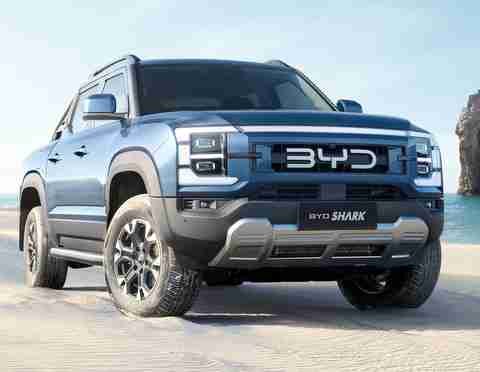 Who’s Leading the Shift Away from Internal Combustion Engine Automobiles?