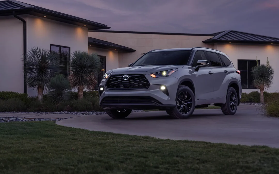 2025 Toyota Highlander Hybrid gains standard all-wheel drive