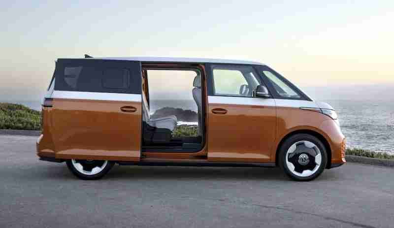 Flash Drive: 2025 Volkswagen ID Buzz