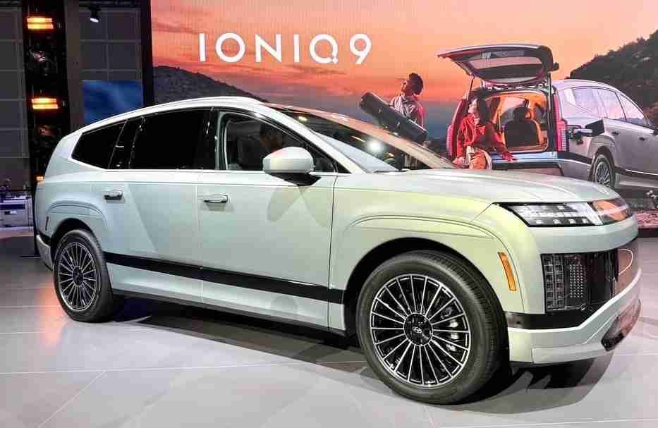 Event: 2024 Los Angeles Auto Show