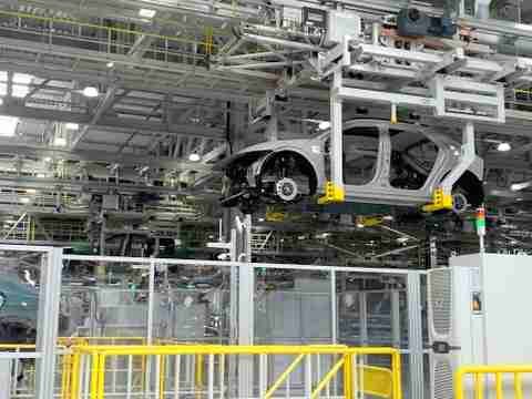 From Tailpipe to Battery: The True Carbon Footprint of Electric Vehicles vs. Gas Cars